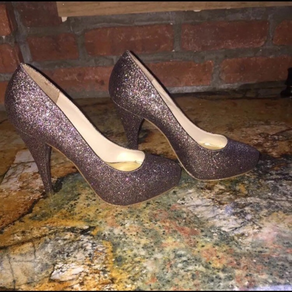 Steve Madden glitter pumps